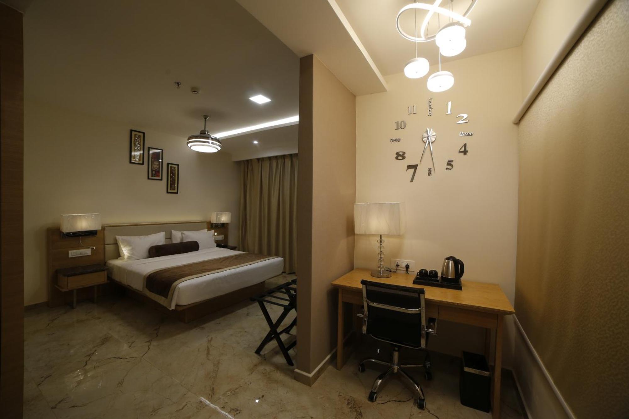 Hotel Annapurna De Royal Guntūr エクステリア 写真