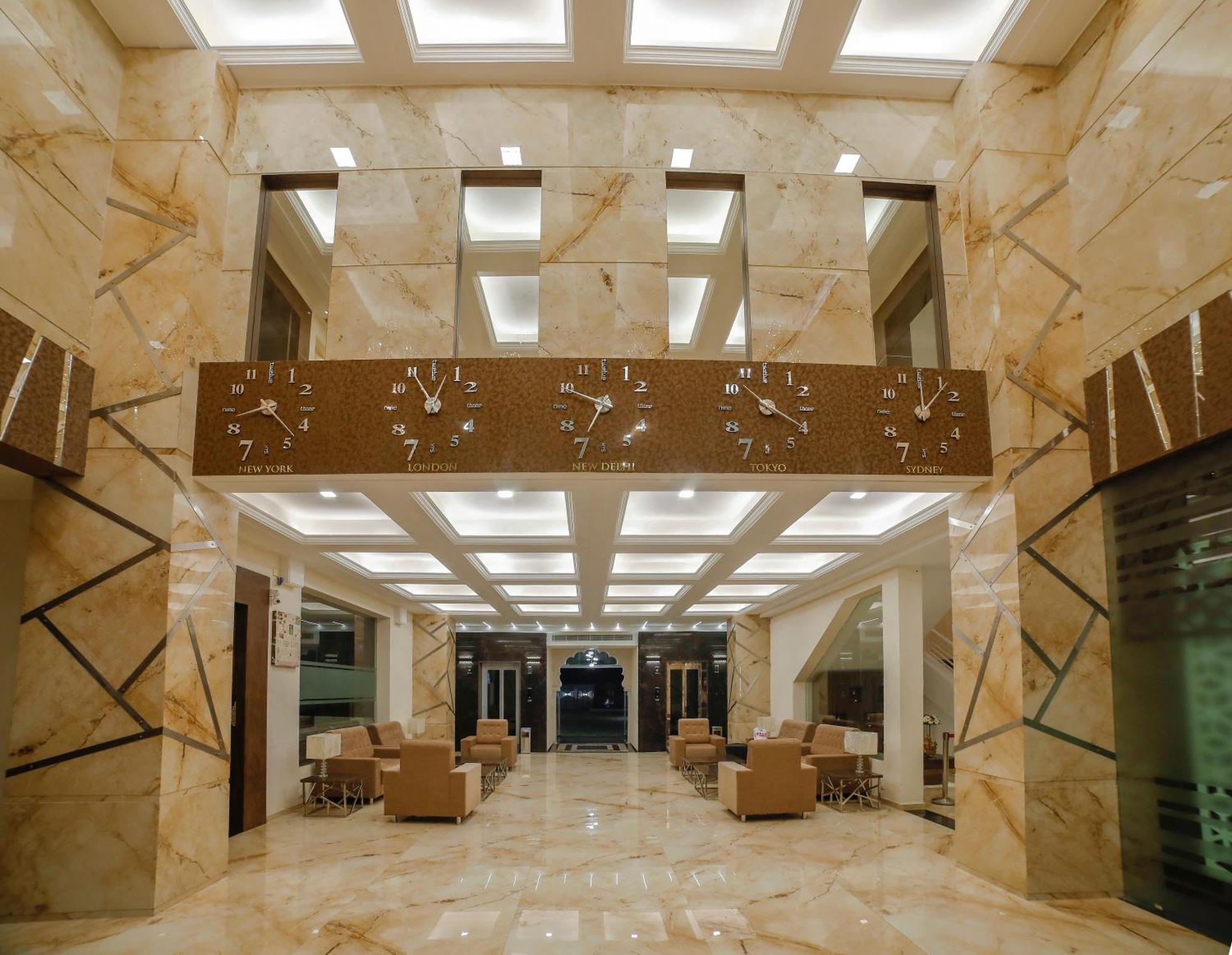 Hotel Annapurna De Royal Guntūr エクステリア 写真